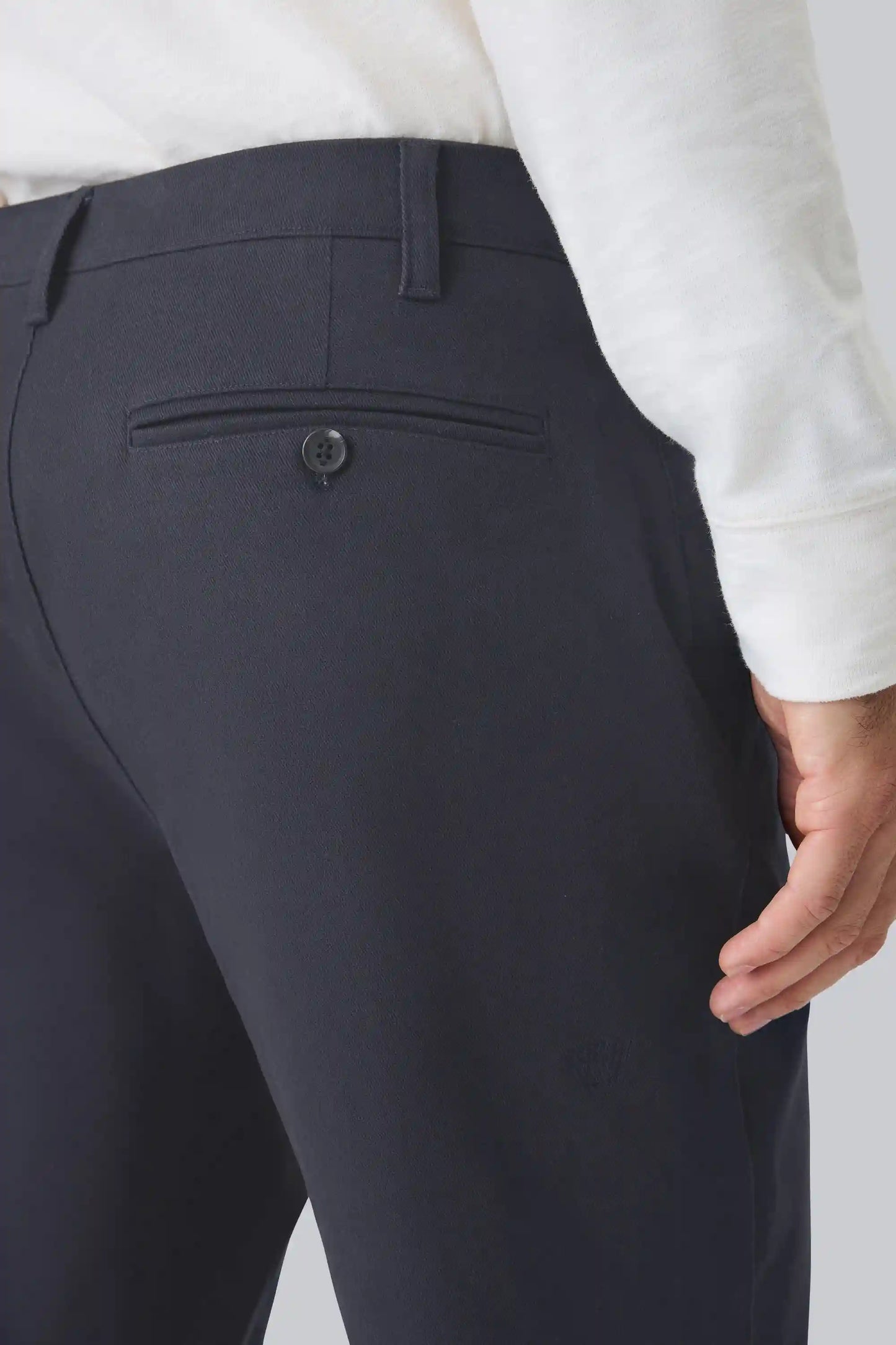 Stretch Twill Chino - Relaxed Fit